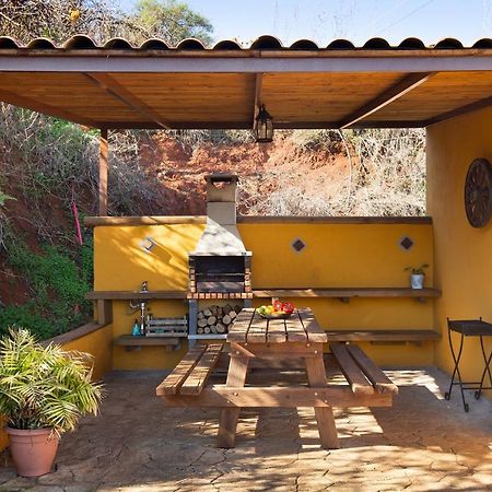 Casa Rural Los Colorados 베가데산마테오 외부 사진